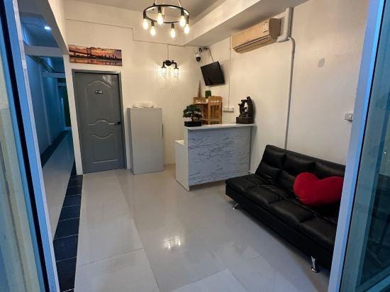 LimeTree Loft Guesthouse Hotel in Patong
