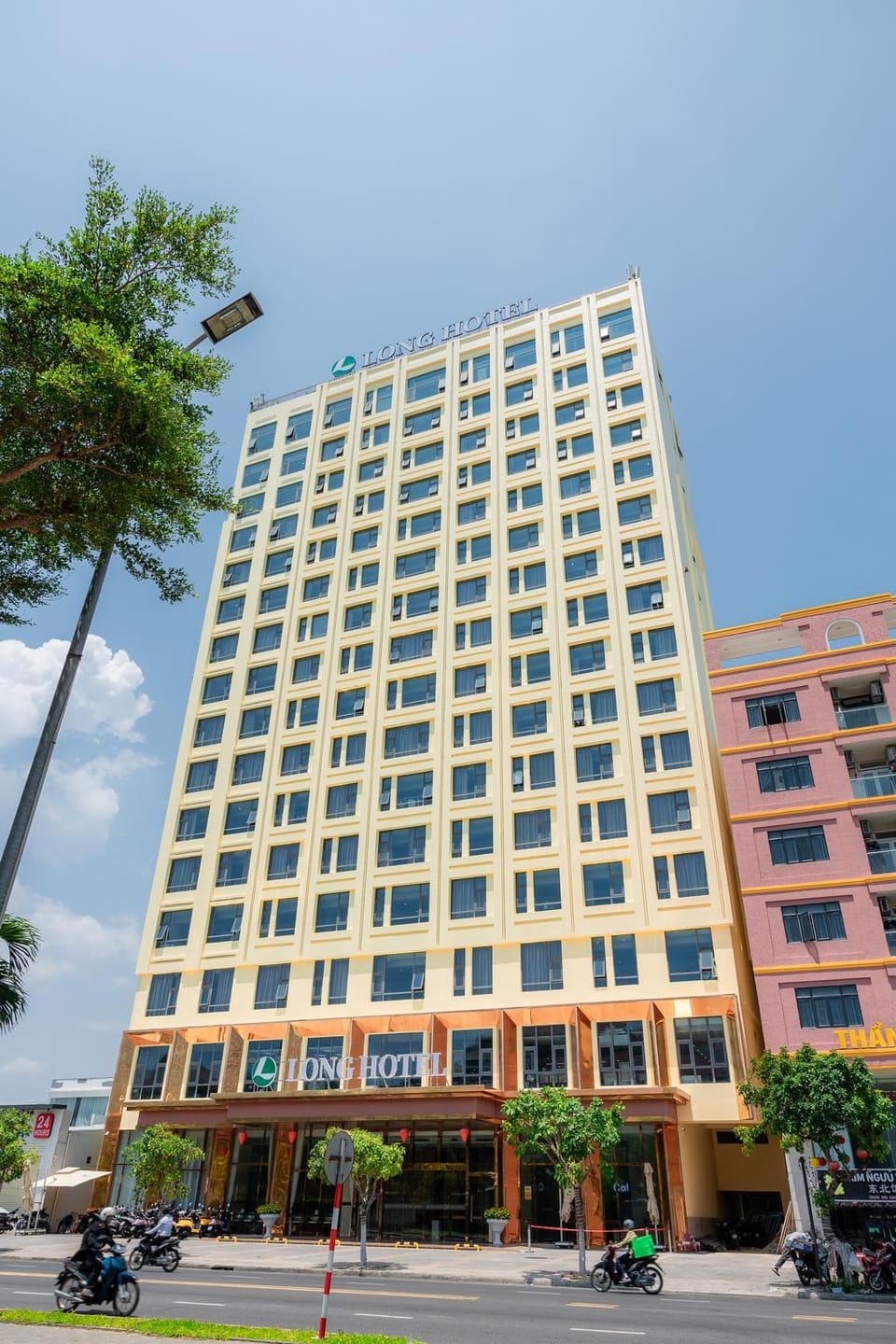 Long Hotel Hotel in Da Nang