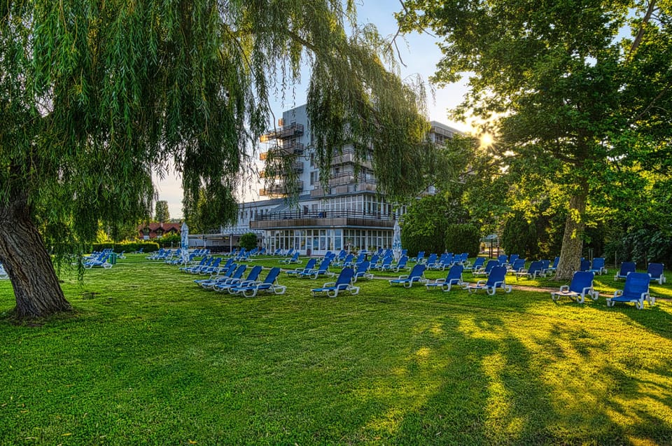 Világos Hotel Balatonvilágos Bed and Breakfast in Hungary