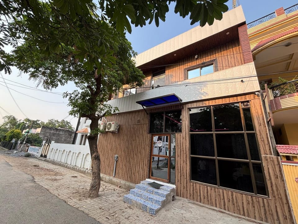 Darshan Kashi Hotel in Varanasi