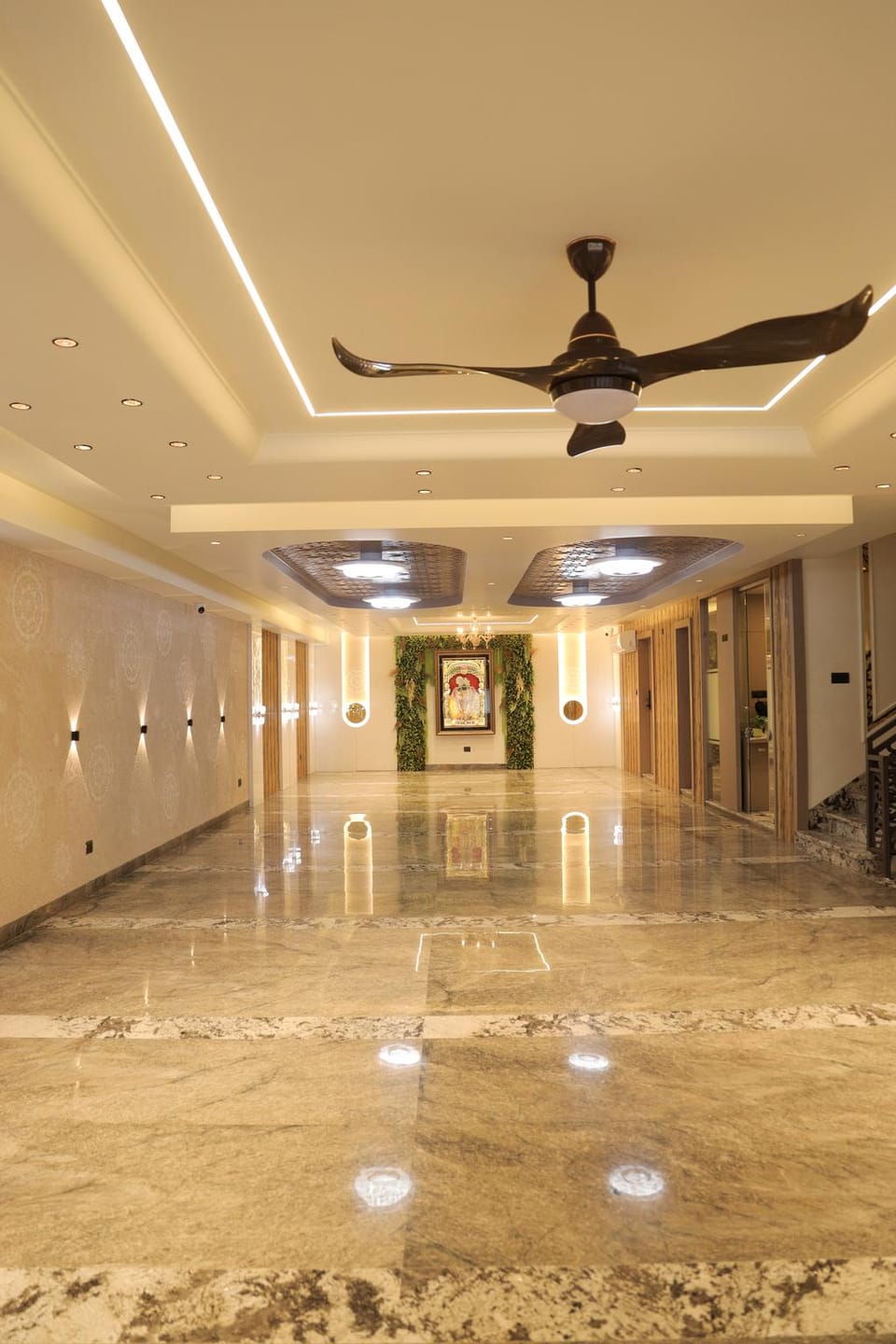 Hotel Baba Palace  Hotel in Uttar Pradesh