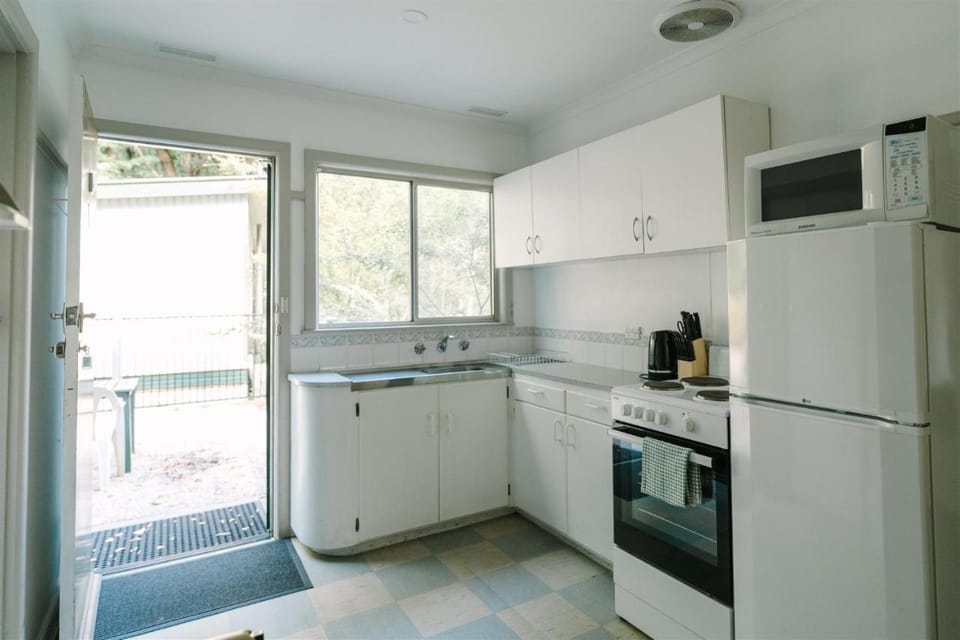Alpine Riverside Cottages Apartment hotel in Porepunkah
