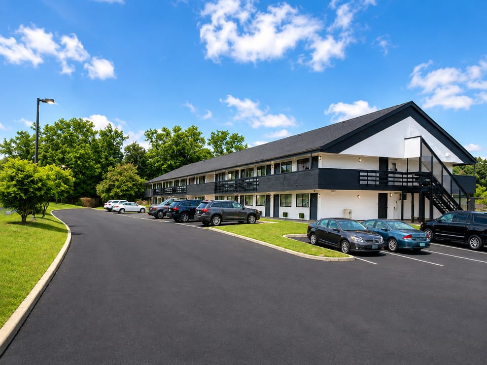 Cranberry Park Hotel  Hotel in Cranberry Township