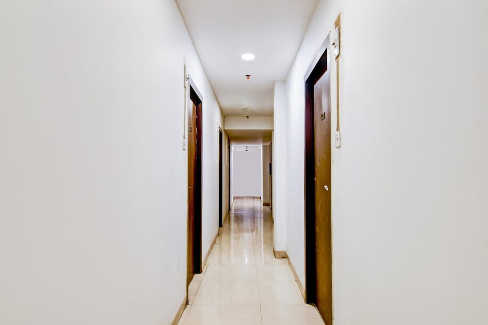 FabHotel Stay Hub Hotel in Kolkata