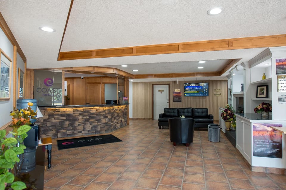 Coast Whitecourt Hotel Hotel in Whitecourt
