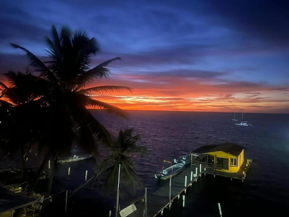 Hotel Spindrift & Golf Cart Rental Hotel in San Pedro