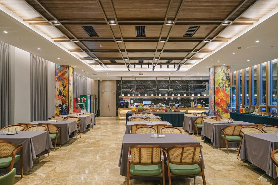 Shanghai International Tourist Resort Fuyi Hotel Hotel in Shanghai