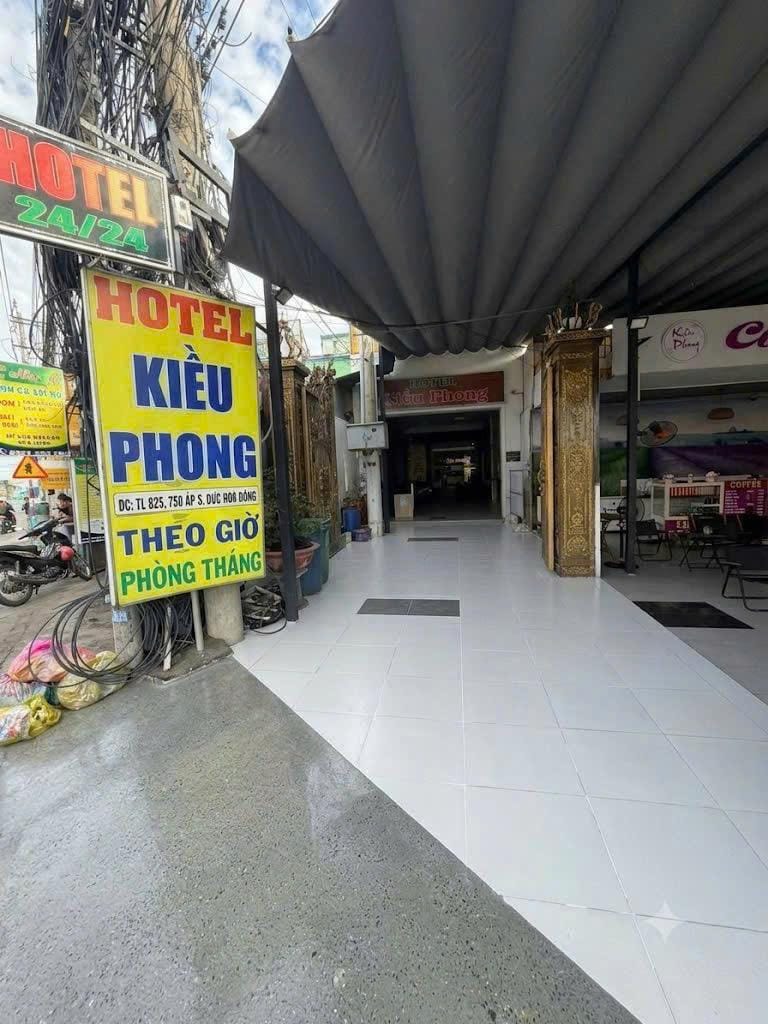 Khách Sạn Kiều Phong Đức Hòa Hotel in Ho Chi Minh City