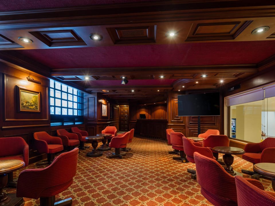 Bar/lounge
