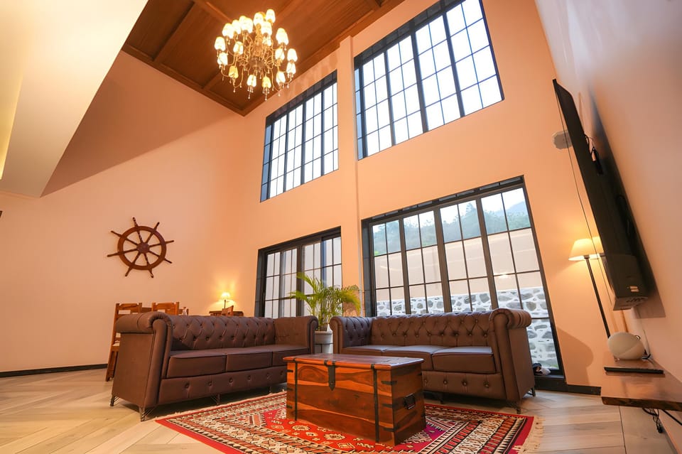 Lacus Boutique Villa Hotel in Uttarakhand