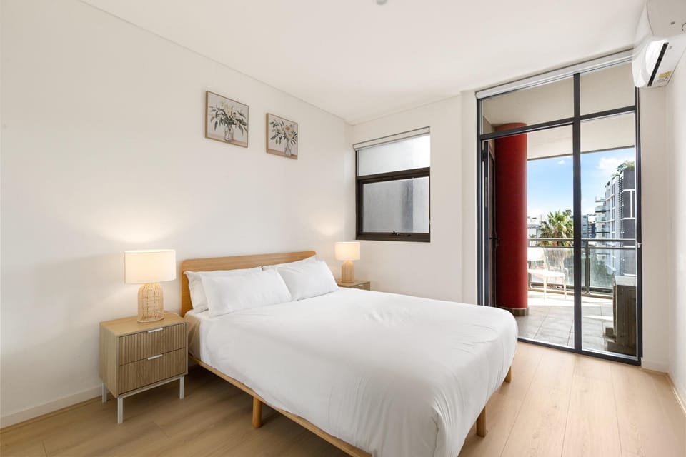 Modern 2-Bed Apartment Near Airport Hotel in Sydney