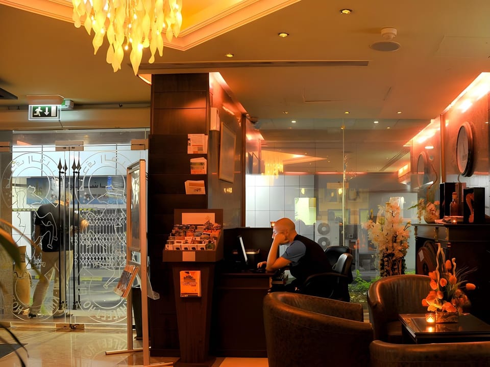 Al Khaleej Hotel Hotel in Dubai