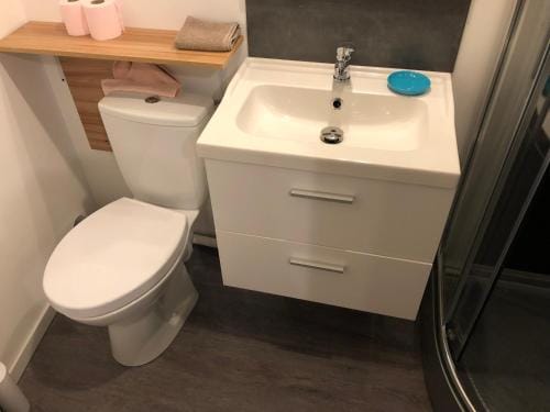 Chambre privative Hotel in Thiers