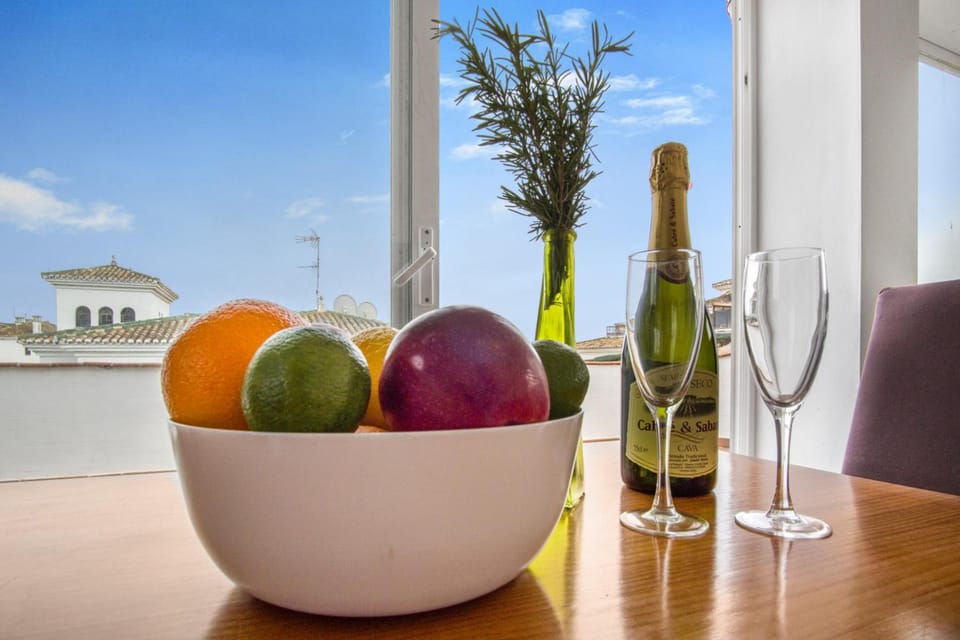 Duquesa Harbour Club Aparthotel Hotel in Costa del Sol