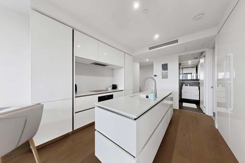 Modern Living in the Heart of Hawthorn East Hotel in Melbourne