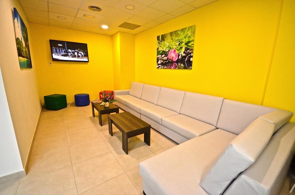Shared lounge/TV area