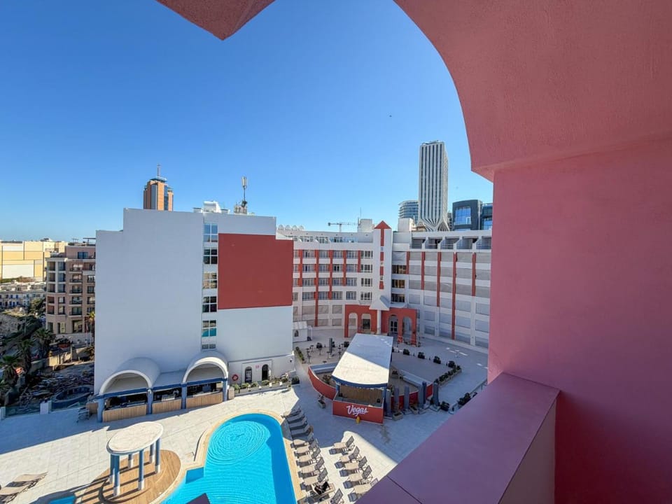 Flamingo Apartments in Vegas Resort, Malta Apartment hotel in Saint Julians