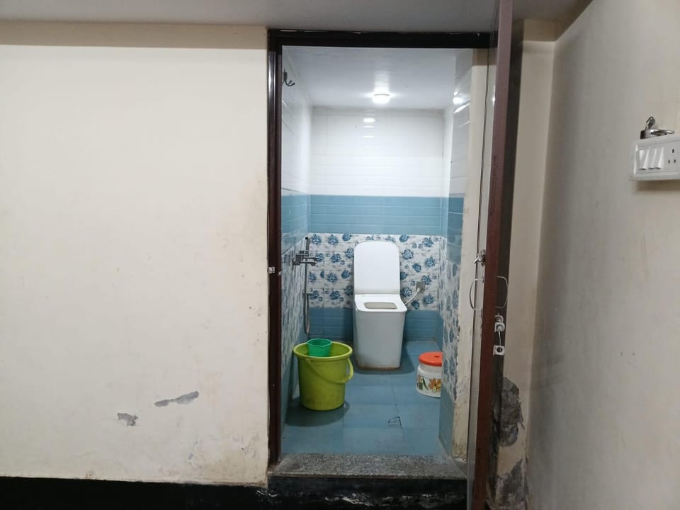 Neelkanth Inn Hotel in Varanasi