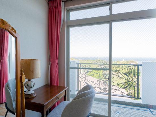 Luce Suzaki Hotel in Shizuoka Prefecture