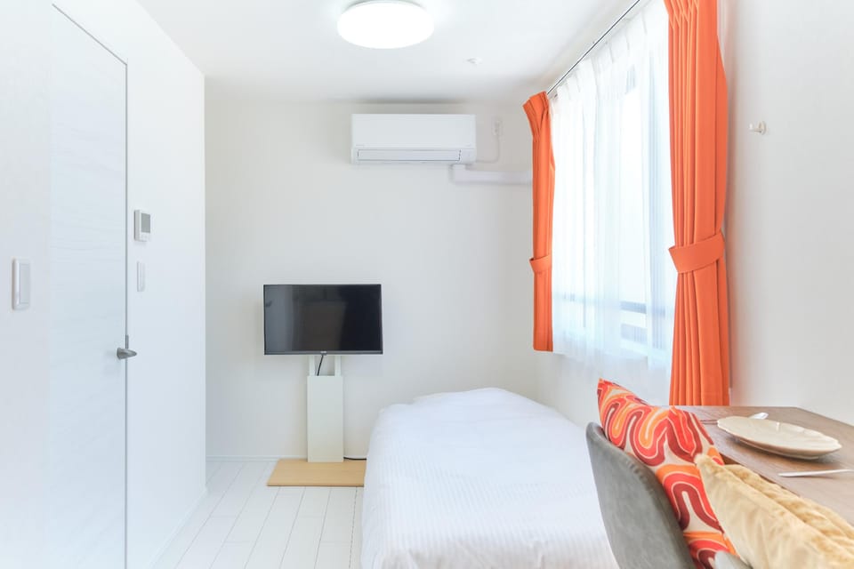Amenity (Guest room)