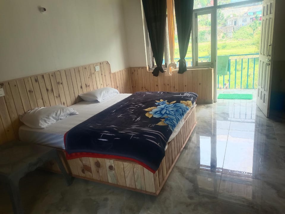 Hotel alpine retreat  Hotel in Punjab, India
