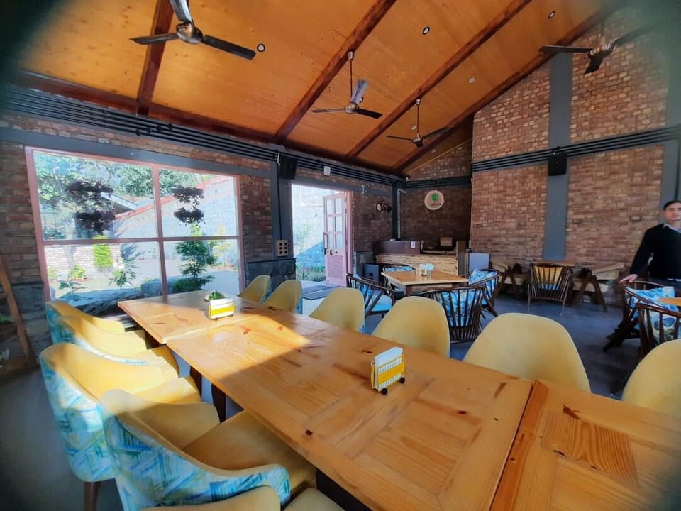 Granny's Den Resort Hotel in Uttarakhand