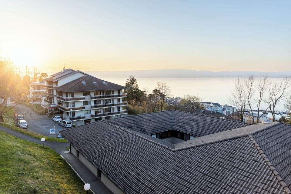 Côté Lac Hostel Hotel in Évian-les-Bains