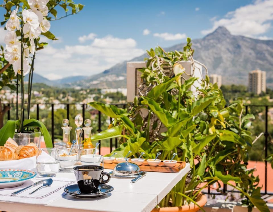 Molo Luxury Suites Puerto Banus Hotel in Marbella