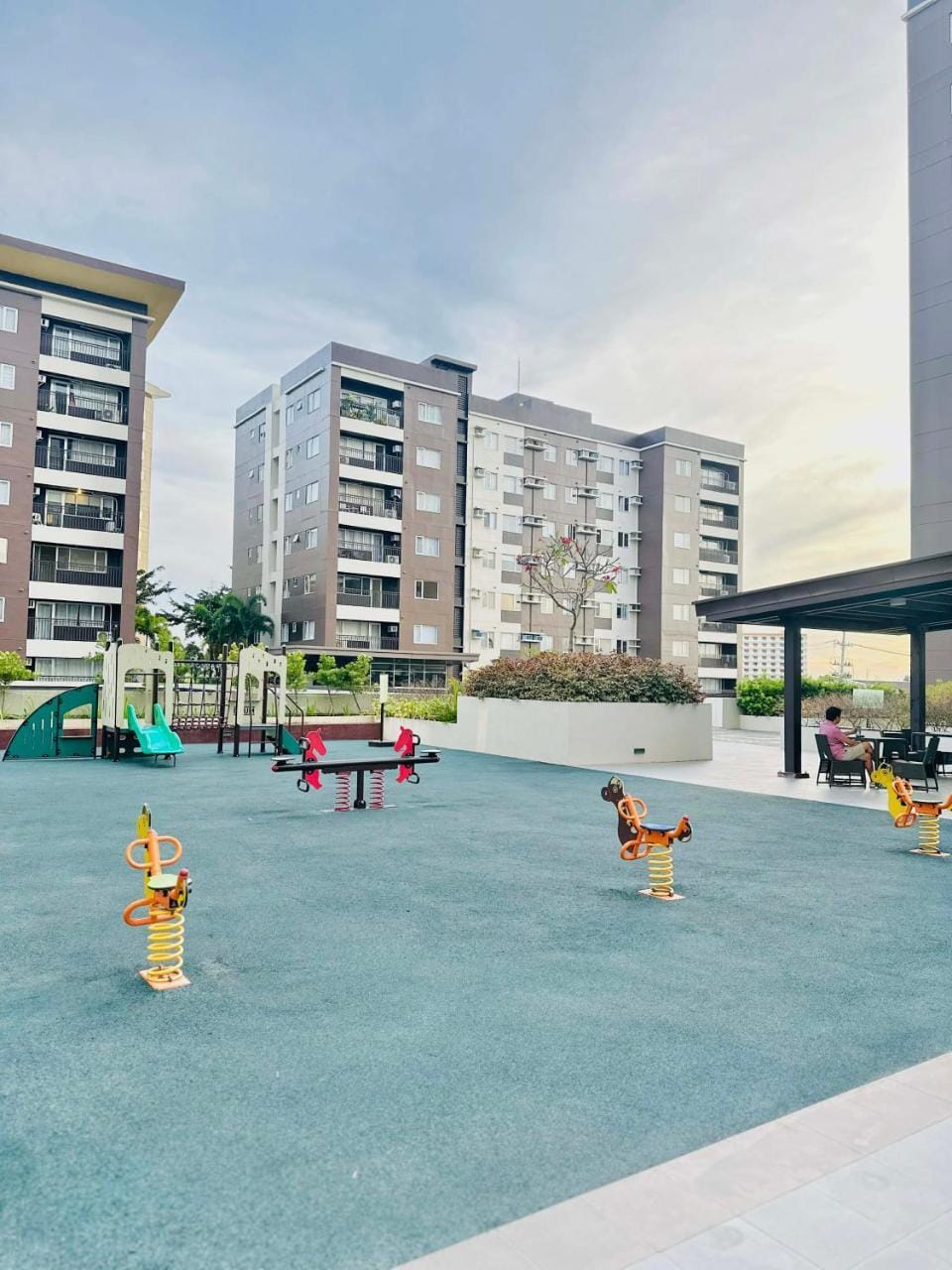 Ilo2stayAirbnb Kae's 1025 Apartment hotel in Iloilo City
