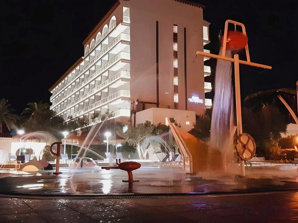 Ibersol Playa Dorada Hotel in Baix Penedès
