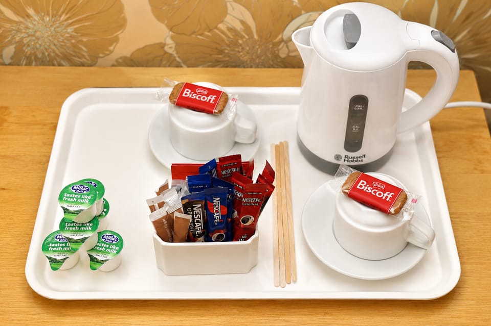 Amenity (Guest room)