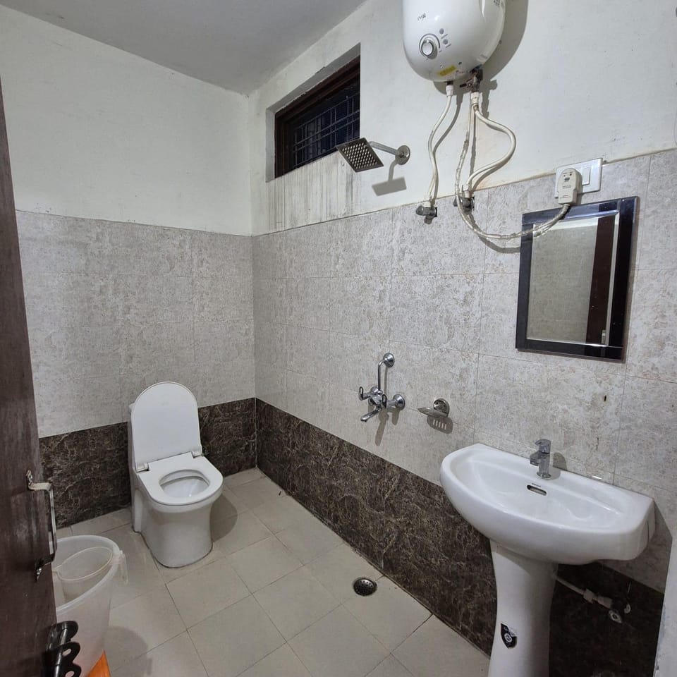 Devadidev Retreat Motel in Uttarakhand