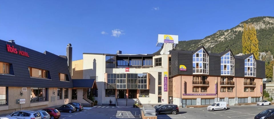 Hotel Suite-Home Serre-Chevalier - Briancon Hotel in Briançon