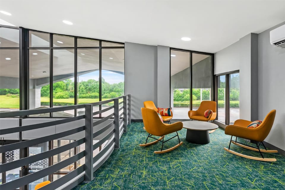 Spark by Hilton Lexington Hamburg Hotel in Lexington