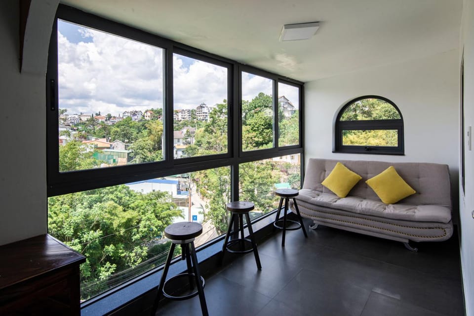 The Node Homestay & Apartment Hotel in Dalat