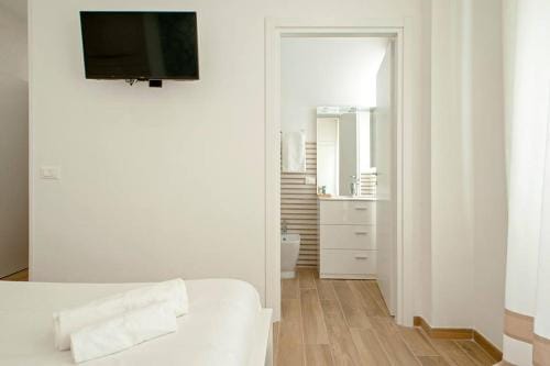 My Home-Gorgona Hotel in Livorno