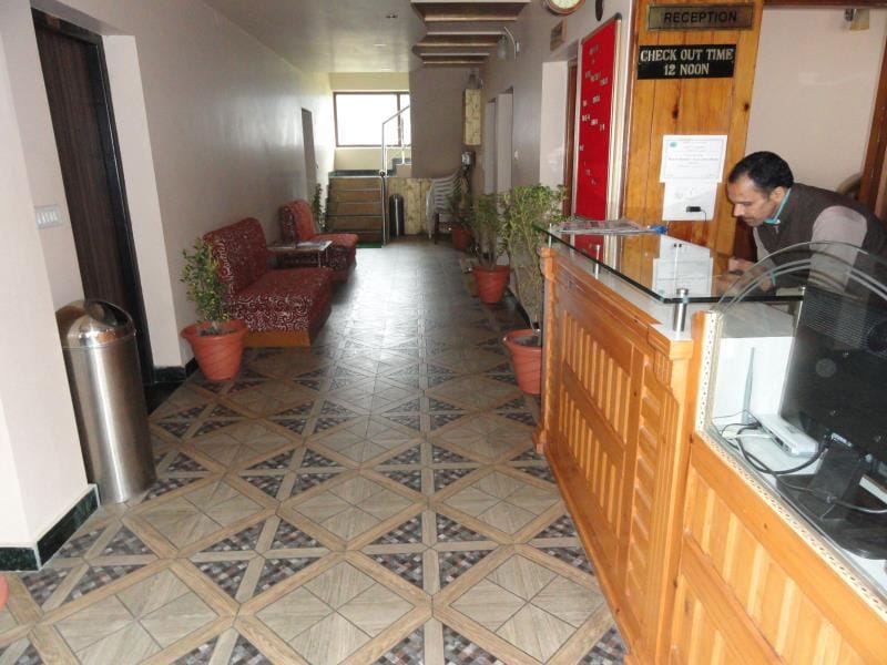 Hotel President Hotel in Manali