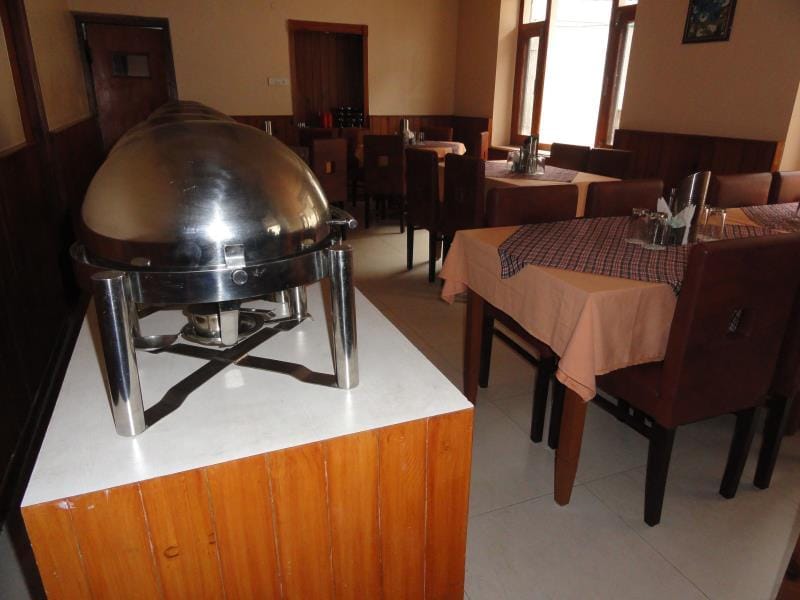 Hotel President Hotel in Manali
