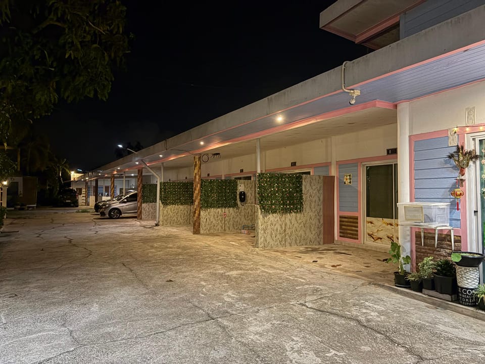 7 Home Resort Rayong Resort in Chon Buri Changwat