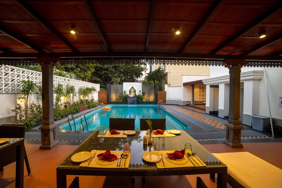 Swimming pool