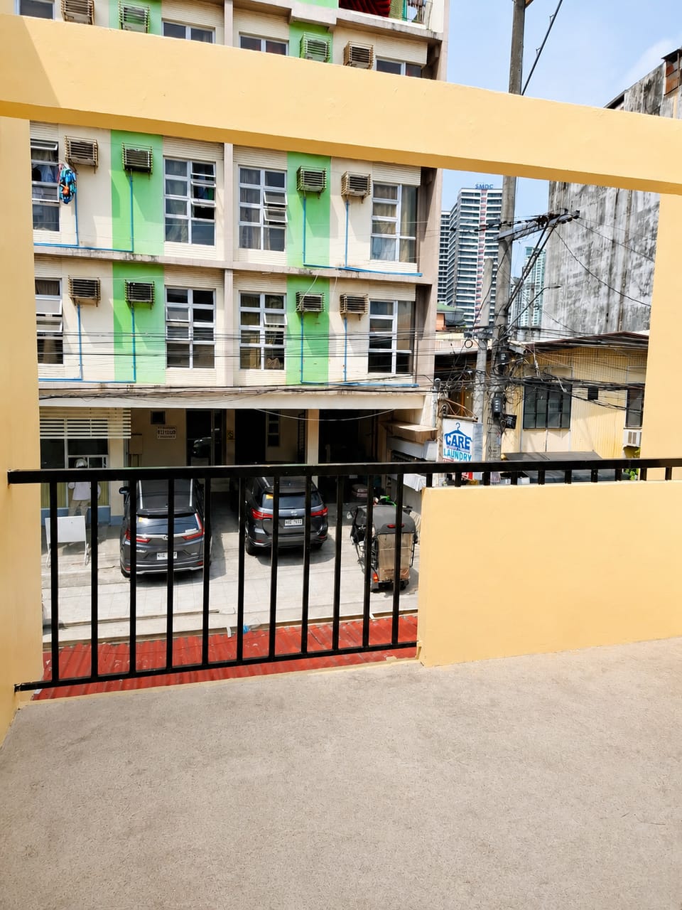 Santuico Transient by RDC  Capsule hotel in Pasay