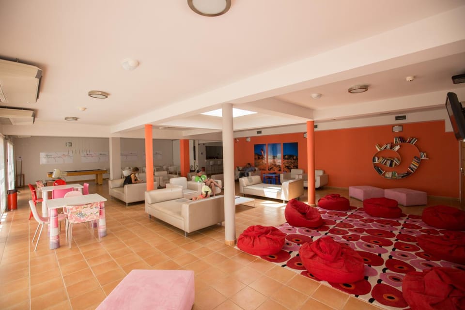 Shared lounge/TV area