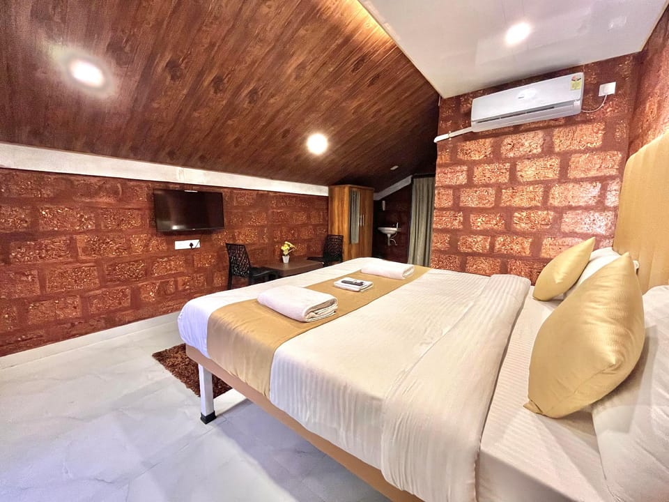  Nature Nest Hotel in Maharashtra
