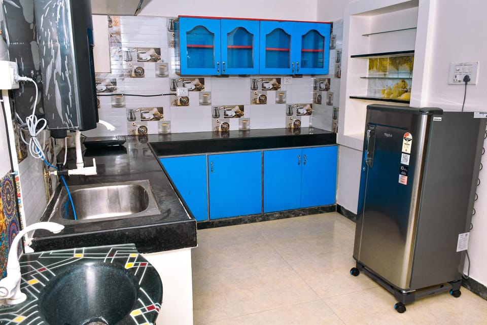Coral Shelters Service Apartments Ponmeni Bed and Breakfast in Madurai