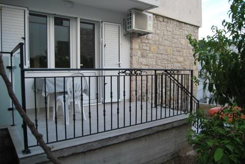 Kod Nade Hotel in Budva Municipality