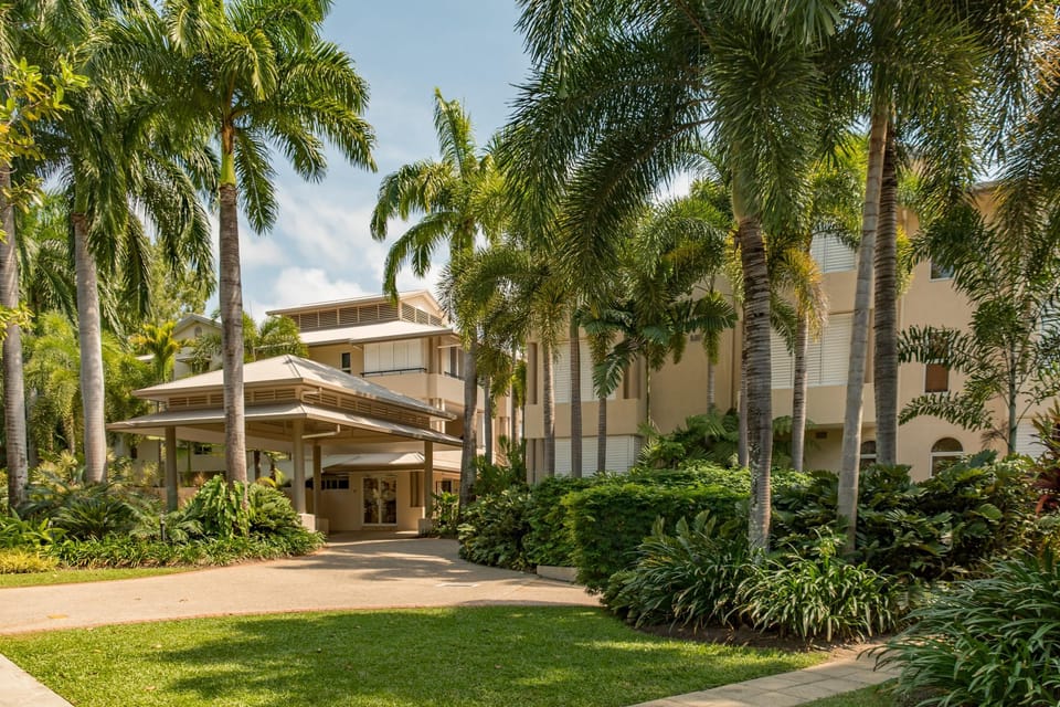 Cayman Villas Resort in Port Douglas