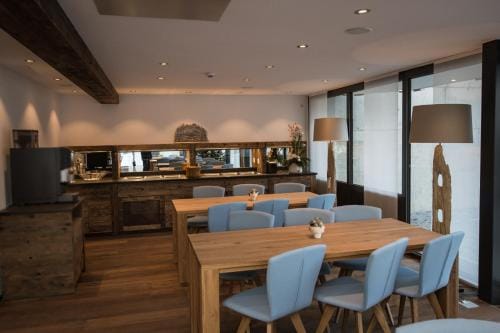 Panorama Ski Lodge Hotel in Zermatt