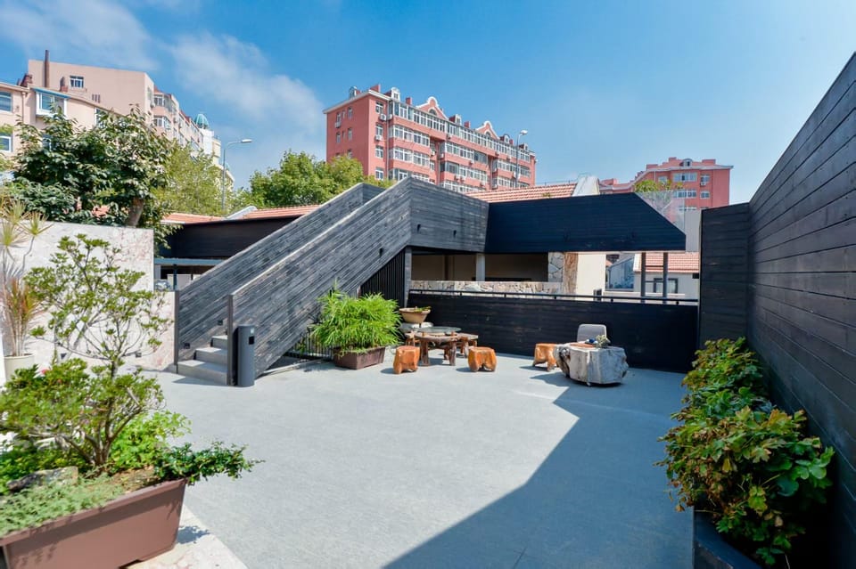 【叁栖】落霞复式家庭房 Bed and Breakfast in Qingdao