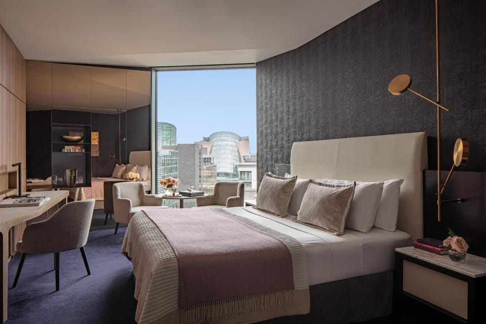 Suite room