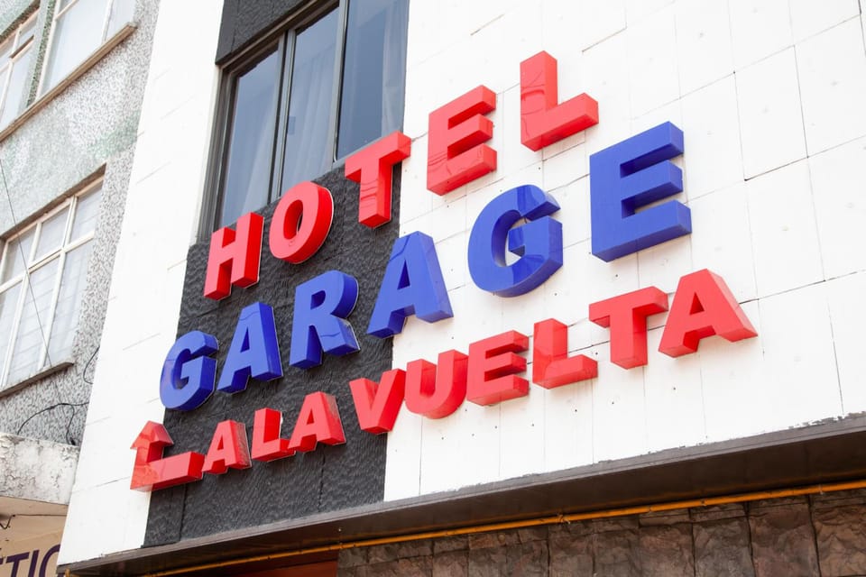 Hotel Tres Colonias - Solo Adultos Hotel in Mexico City